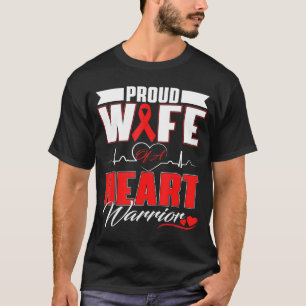 Stolze Ehefrau eines Herzens Kriegers Herzkrankhei T-Shirt