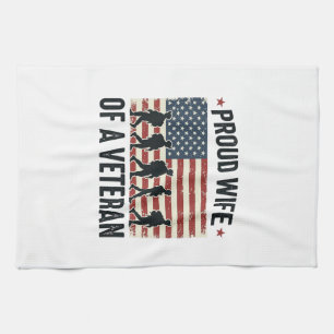 Stolze Ehefrau eines Veteranen Patriotisches Shirt Geschirrtuch