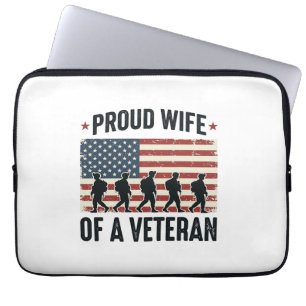 Stolze Ehefrau eines Veteranen Patriotisches Shirt Laptopschutzhülle