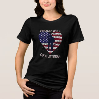 Stolze Ehefrau eines Veteranen Tri-Blend Shirt