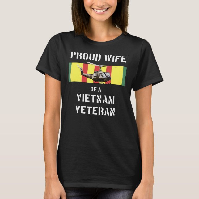 Stolze Ehefrau eines vietnamesischen Veteranen UH- T-Shirt (Vorderseite)