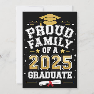 Stolze Familie eines Absolventen von 2025 Abschlus Einladung