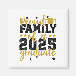 Stolze Familie mit 2025 Graduat für Graduati Magnet