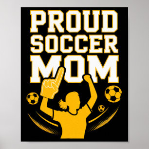 Stolze Fußballmutter fröhliche Fan-Unterstützung f Poster