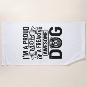 Stolze Hundemutter Vintage Gravur Vektor Design_1 Strandtuch