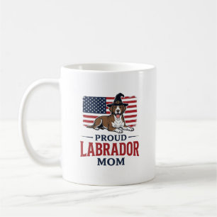 Stolze Labrador-Mama-patriotisches Hund Halloween- Kaffeetasse