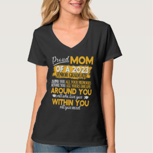Stolze Mama einer 2023-Grad-Klasse im Jahr 2023 T-Shirt