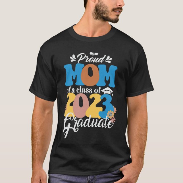 Stolze MAMA einer Klasse von 2023 Graduate Retro G T-Shirt (Vorderseite)