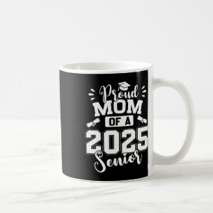 Stolze Mama eines Abschlusses im Hochschulbereich Kaffeetasse