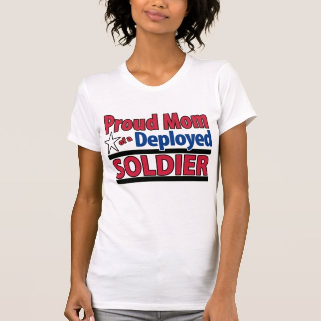 Stolze Mama eines entfalteten Soldat-Shirts T-Shirt (Vorderseite)
