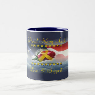 Stolze Marine-Tante Zweifarbige Tasse