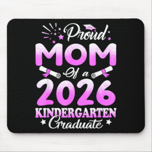 Stolze Mutter eines Absolventen der Klasse 2026 fl Mousepad
