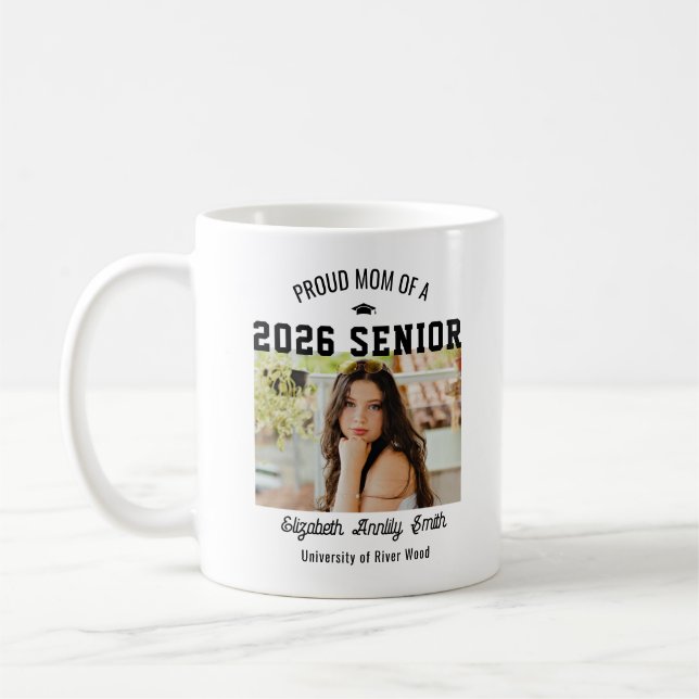 Stolze Mutter Senior Individuelles Jahr Absolvente Kaffeetasse (Links)