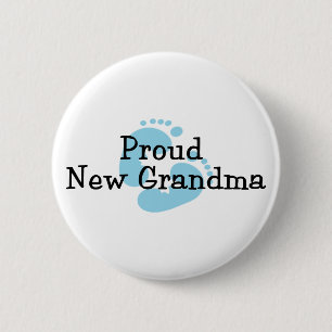 Stolze neue Oma Baby Jungen Fußabdrücke Button