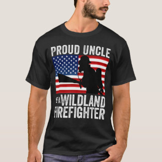 Stolze Onkel einer Wildland-Feuerwehr-US-Flagge  T-Shirt
