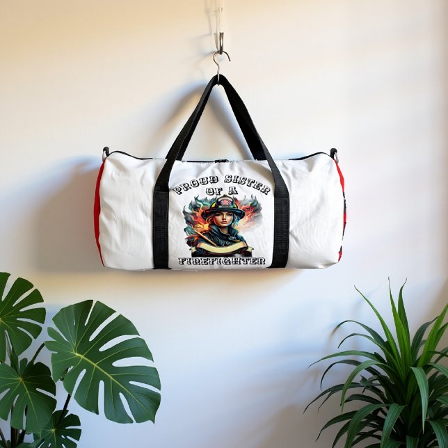 Stolze Schwester Ein Feuerwehrheld Duffle Bag (Von Creator hochgeladen)