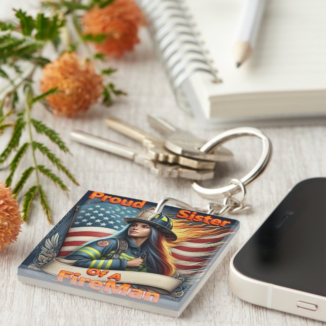 Stolze Schwester eines FeuersKämpfe Unsicherheit Schlüsselanhänger (Vorderseite rechts)