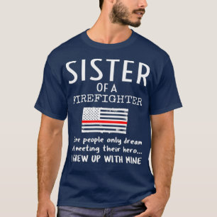 Stolze Schwester eines Feuerwehrmanns dünne rote L T-Shirt