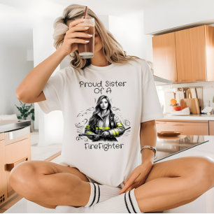 Stolze Schwester eines Feuerwehrmanns W T-Shirt
