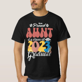 Stolze Summe einer Klasse von 2023 Graduate Retro  T-Shirt