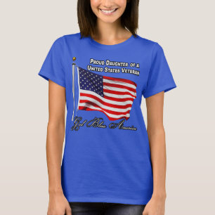 Stolze Tochter eines US-Veteranen mit USA-Flagge T-Shirt