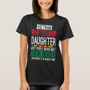 Stolze Tochter eines Vietnam Veteranen 10 T-Shirt
