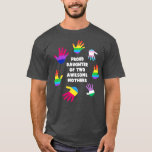 Stolze Tochter zweier phantastischer Mütter LGBT G T-Shirt<br><div class="desc">Stolze Tochter von zwei phantastischen Müttern LGBT Gay Pride LGBTQ Supporter Geschenk Pride Monat Lesbian .Großes Shirt für sich selbst,  Familie,  Opa,  Großmutter,  Großvater,  Großvater,  Großvater,  Mama,  Vater,  Schwester,  Bruder,  Onkel,  Tante,  Männer,  Frauen oder irgendjemand</div>