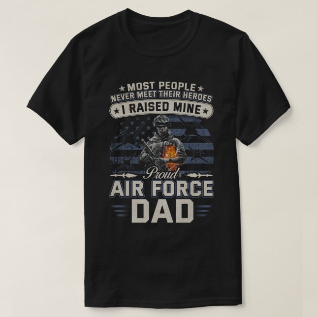 Stolze Vater der Luftwaffe I T-Shirt (Design vorne)