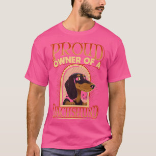 stolzer Besitzer eines Hundes der Dackel Welpe Dog T-Shirt