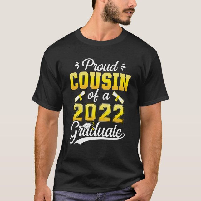 Stolzer Cousin einer Klasse von 2022 Hochschulabso T-Shirt (Vorderseite)