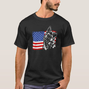 Stolzer deutscher Schäferhund Amerikanische Flagge T-Shirt