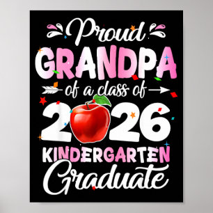 Stolzer Opa einer Kindergarten-Abschlussklasse Poster