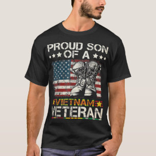 Stolzer Sohn des vietnamesischen Veteran US Flag T T-Shirt