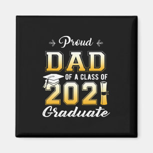 Stolzer Vater eines Absolventen der Graduiertensch Magnet