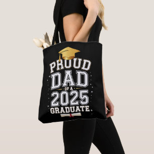 Stolzer Vater eines Absolventen von 2025 Familiena