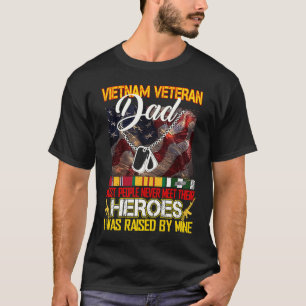 Stolzer Vater eines vietnamesischen Veteranen mein T-Shirt