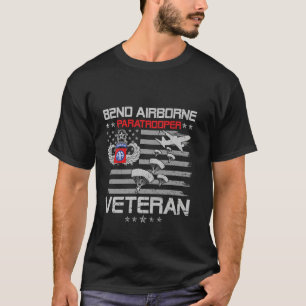 Stolzer Veteran des 82. Fallschirmjägerdivision F T-Shirt
