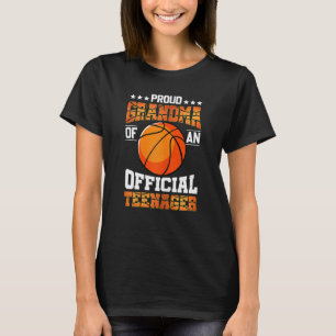 Stolzes Oma eines Offiziellen Teenager-Basketballs T-Shirt