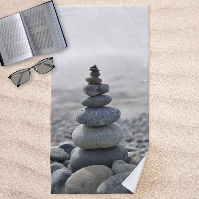 Stone Balance Steine Zen-Meditation Strandtuch (Beach towel featuring a stone balance in elegant grey colors. Perfect for dreaming and meditation)