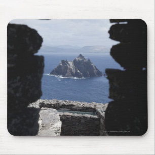 Stone Beehive Mönch Huts Clochanson Skellig Micha Mousepad