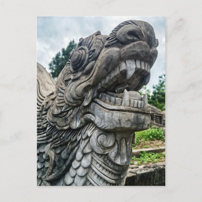Stone Dragon, Hue Graveyard, Vietnam Postkarte (Vorderseite)