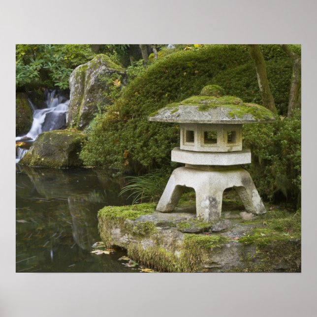 Stone lantern und Himmlische Wasserfälle Poster (Vorne)