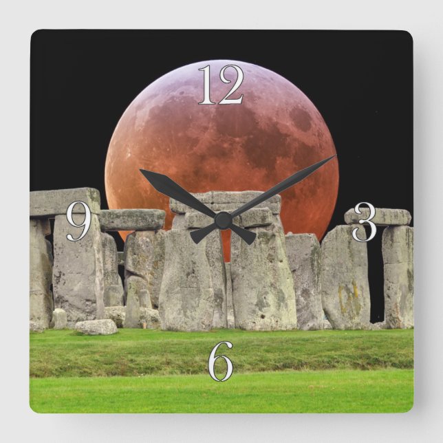 Stonehenge Stehend Stones & Blood Moon 2 Quadratische Wanduhr (Vorderseite)