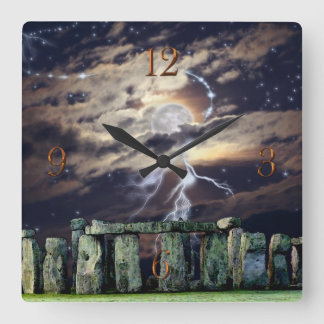 Stonehenge Stehend Stones & Moon Fantasy Quadratische Wanduhr