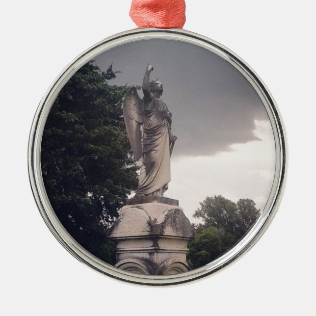 Stormy Day Angel Silbernes Ornament (Vorne)