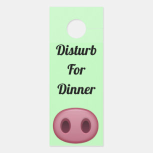 Störung beim Abendessen durch Türverletzung Türanhänger