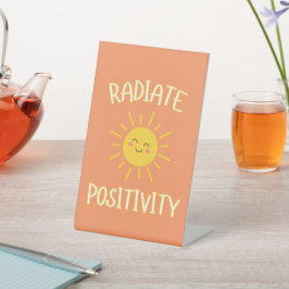 Strahle Positivität aus Sockelschild