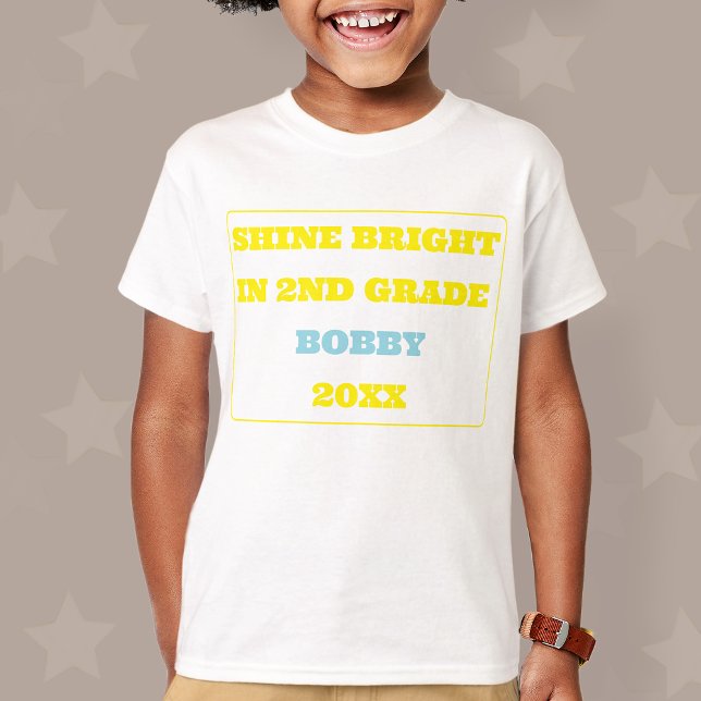 Strahlend hell, Zweitklässler, T-Shirt für den Sch (Shine Bright In 2nd Grade Boy)