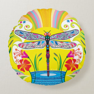 Strahlende Libelle und Wildblumen Rundes Kissen