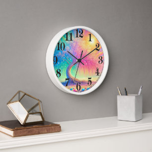 Strahlendes abstraktes Baumdesign Uhr